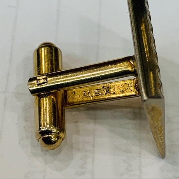 Vintage “T” Monogram Cufflinks - Engraved- Silver Tone - Marked USA - Hickok - Picture 3 of 5